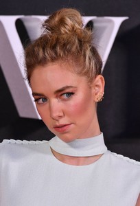 hqcelebcorner__38_.JPG
