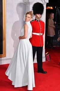 hqcelebcorner__39_.JPG