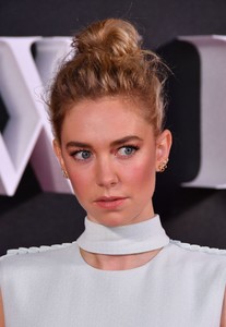 hqcelebcorner__49_.jpg