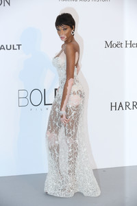 hqcelebcorner__7_.jpg