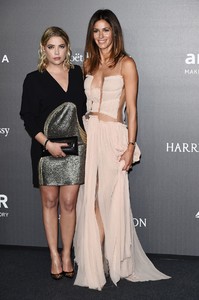 http-picturepub.net-index.php-threads-ashley-benson-walks-the-red-carpet-of-amfar-gala-milano-in-milan-italy-september-21-2017.167801-_9.jpg