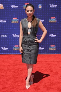 janel-parrish-radio-disney-music-awards-in-los-angeles-04-29-2017-6.thumb.jpg.8b4244ab5b20d56f6132750b8c796048.jpg