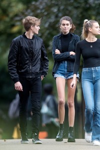kaia-gerber-out-in-london-91717-11.jpg