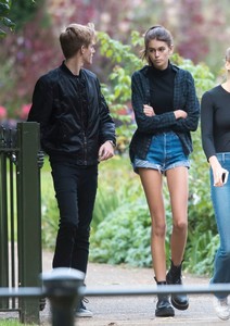 kaia-gerber-out-in-london-91717-14.jpg