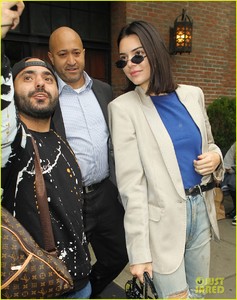 kendall-jenner-nyc-hotel-04.jpg