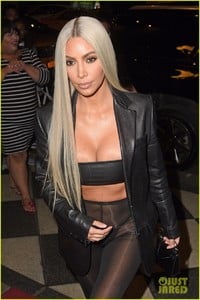 kim-kardashian-completely-sheer-leggings-01.jpg