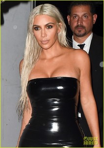 kim-kardashian-rocks-platinum-hair-skin-tight-dress-for-nyfw-event-09.jpg