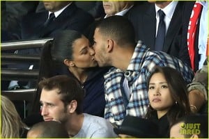 kourtney-kardashian-boyfriend-younes-bendjima-pack-on-the-pda-at-paris-soccer-game-03.jpg