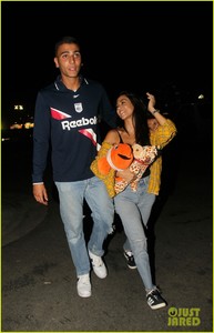 kourtney-kardashian-boyfriend-younes-bendjima-pack-on-the-pda-at-the-fair-07.jpg