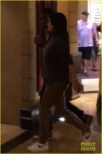 kylie-jenner-travis-scott-first-appearance-04.jpg