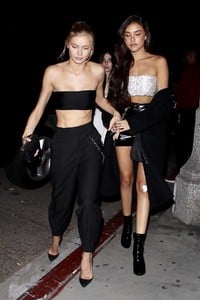 madison-beer-steps-out-with-josie-canseco-for-a-night-on-the-town-at-poppy-nightclub-in-west-hollywood-240817_6.thumb.jpg.31b973f61bf23d7a7ae850650b5a136f.jpg