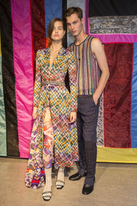 missoni-bks-z-rs18-3964.thumb.jpg.b0b0c937aea4337f49aba5fc25298e5d.jpg