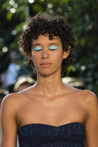 missoni-clpr-rs18-2327.thumb.jpg.b6a03c368f8e3bca4739a9d0f76a5580.jpg
