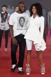 naomi-campbell-off-white-fashion-show-in-paris-09-28-2017-1.jpg