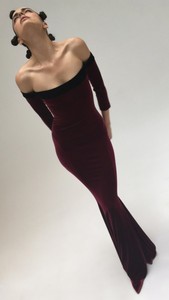 offshoulderfishtailgown-burgundy-2904.jpg
