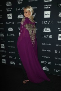 poppy-delevingne-harper-s-bazaar-icons-party-in-new-york-09-08-2017-7.jpg