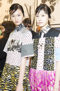 prada-bks-z-rs18-0697.thumb.jpg.3664368d4a1d41b85f01f9b6dc09fad1.jpg