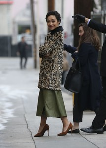 ruth-negga-arrives-at-jimmy-kimmel-live-in-hollywood-01-09-2017_7.jpg