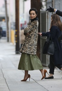 ruth-negga-arrives-at-jimmy-kimmel-live-in-hollywood-01-09-2017_9.jpg