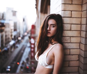 sarahc10.thumb.jpg.3ab72819cf1d044ddb59fc6bfad61357.jpg