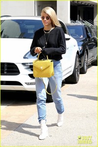 scott-disick-and-sofia-richie-step-out-for-lunch-in-calabasas-11.jpg