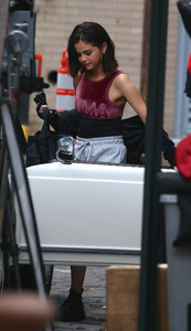 selena-gomez-on-set-of-a-photoshoot-in-nyc-9917-3.jpg