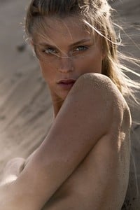 serlina-hohmann06.thumb.jpg.f6ad2774fb5d99ac26c885584d5638ae.jpg