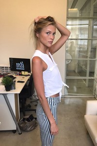 serlina-hohmann_pol_04.thumb.jpg.5e81549a29007b2cd083a07e3f8ca1f8.jpg