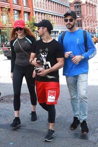 sophie-turner-out-for-a-stroll-with-her-puppy-named-porky-in-nyc-september-8-2017-27.jpg