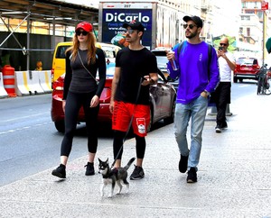 sophie-turner-out-for-a-stroll-with-her-puppy-named-porky-in-nyc-september-8-2017-45.jpg