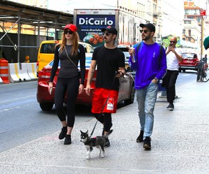 sophie-turner-out-for-a-stroll-with-her-puppy-named-porky-in-nyc-september-8-2017-48.jpg