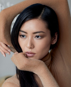 t-magazine-singapore-september-2017-liu-wen-by-russell-james-01.thumb.jpg.d6f4e93c4a6f6a1ae8dfdb9c5aa398bb.jpg