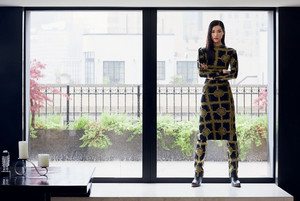 t-magazine-singapore-september-2017-liu-wen-by-russell-james-10.thumb.jpg.fda18905395962111e9c98c8d20a5dc5.jpg