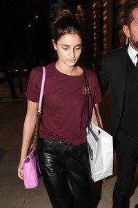 taylor-hill-out-in-milan-91917-32.jpg