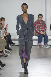 theyskens-rs18-2009.thumb.jpg.9cdc71c4ce7f15dfc925554f93c2f713.jpg