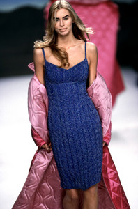 todd-oldham-fw-1995-4.thumb.jpg.4091cc5fc4c92853bdbed9b3721daf2c.jpg