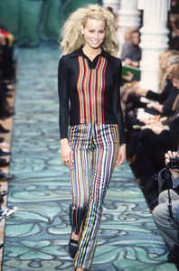 todd-oldham-fw-1996-3.thumb.jpg.76b5e6d56fbe01fd6628fd73f428aad3.jpg