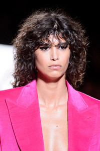 tom-ford-clp-rs18-4216.thumb.jpg.8fe6c0b6469f8158df07cbdaf5d87272.jpg