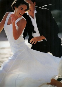 uk_vogue_june_1989_13.thumb.jpg.2b7c15871a929f7ecd5c8b02dff11be1.jpg