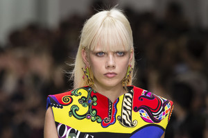 versace-clp-rs18-3278.thumb.jpg.153cae9f16dfe089ed615c74af713b49.jpg