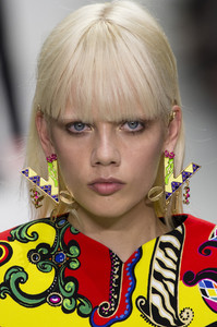 versace-clpa-rs18-5792.thumb.jpg.5e5ecedea09d640b0d8ffd908685c1f3.jpg