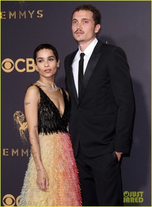 zoe-kravitz-boyfriend-karl-glusman-celebrate-first-anniversary-09.jpg