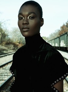 011.jpg