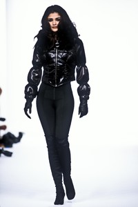 0_martine-sitbon-fw-1991-1_html.thumb.JPEG.69d1f739cf4473afa2999259e845236e.JPEG