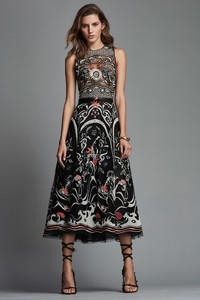 18-Zuhair-Murad-SS-18.thumb.jpg.af975161d7cbf71603441cdf260fe78b.jpg