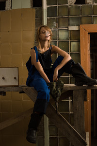 214318541-work-to-my-benefit-ennobles.thumb.jpg.18231d18d5ade58d0044a130bbbe5db6.jpg