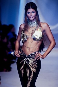 2_martine-sitbon-ss-1993-3_html.thumb.JPEG.06e0c18aa83080b7bcb8add0febaa45b.JPEG