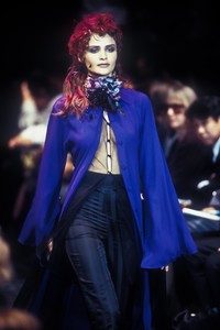 3_martine-sitbon-fw-1993-4_html.thumb.JPEG.e013087c7c44f0024aec7900f0359443.JPEG