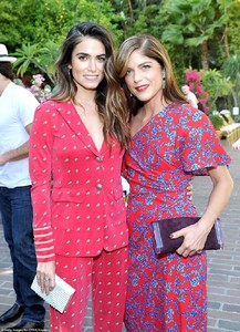 45AEDA6A00000578-0-Nikki_Reed_looked_exquisite_in_red_showing_off_her_physique_in_a-a-54_1509010035614.jpg