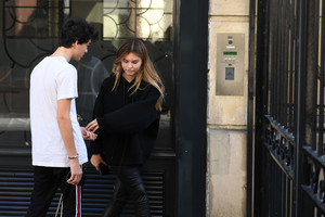 52997087_thylane-blondeau-24.jpg